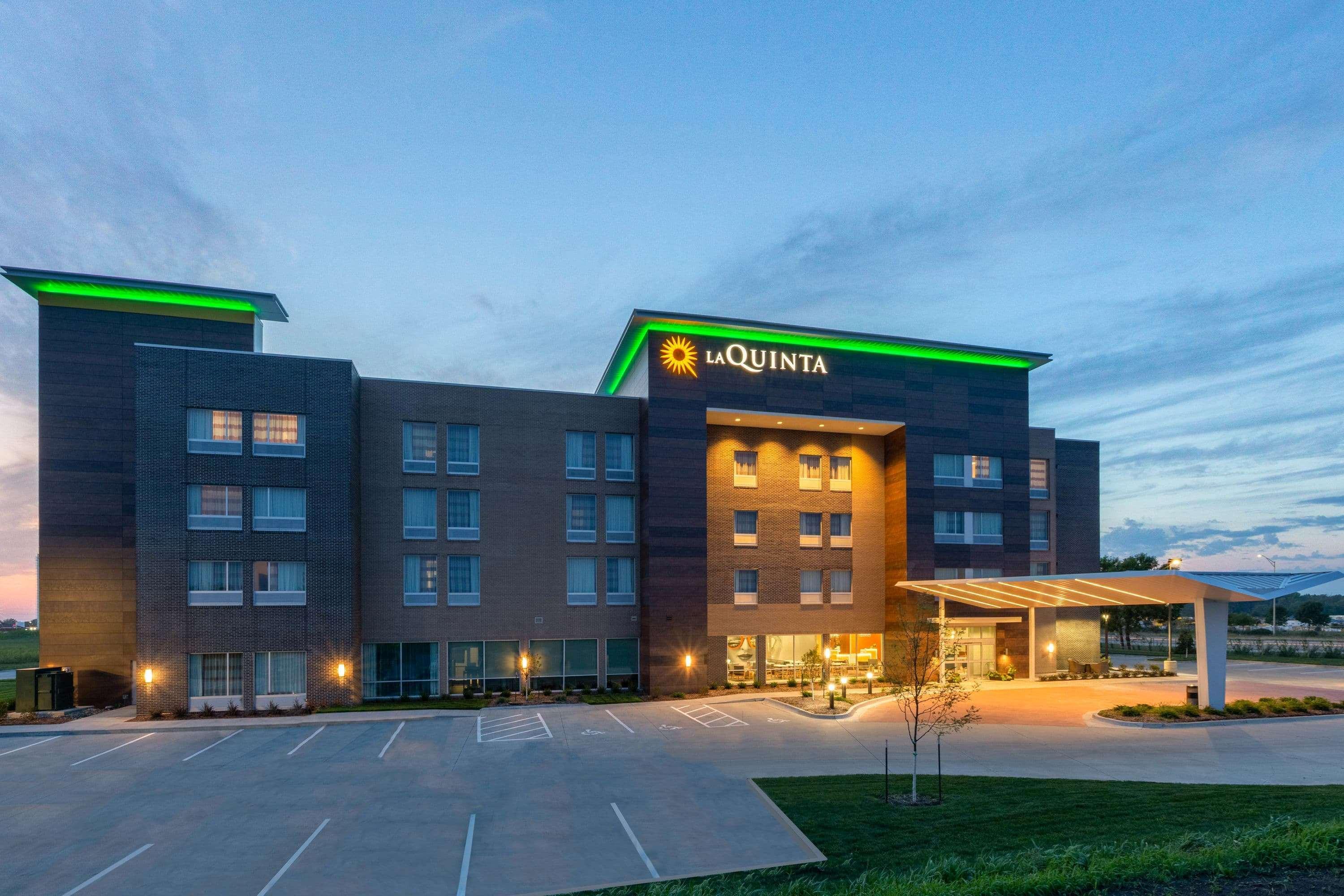 מלון La Quinta By Wyndham Altoona Des Moines מראה חיצוני תמונה